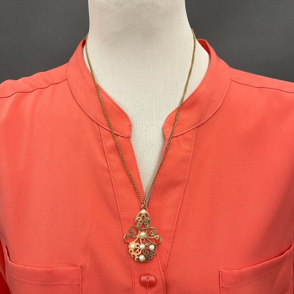 Gold-tone White‎ Faux Pearl Women's Fashion Necklace NWOT